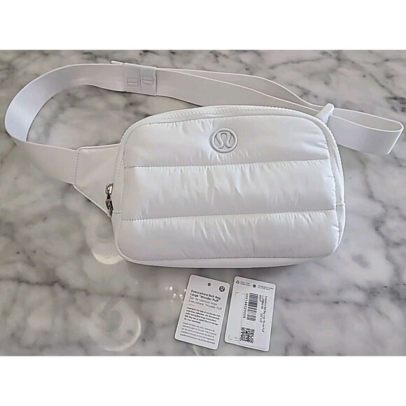 lululemon athletica Handbags - Lululemon Everywhere Belt Bag Large 2L Wunder Puff WHT White Used 1x EUC